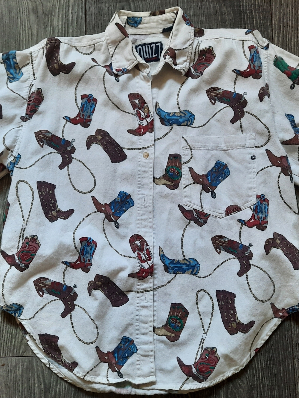 Vintage ~ QUIZZ Western Cowboy Boot Print ~ Large Short-sleeve Button Up
